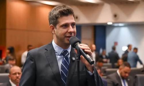 Rafael Picciani retorna à Alerj após prisão de TH Joias por tráfico de armas
