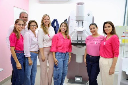 Inauguração da Sala Rosa com mamógrafo pela prefeita Carla Caputi