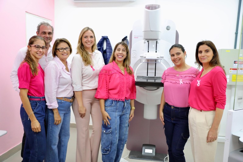 Inauguração da Sala Rosa com mamógrafo pela prefeita Carla Caputi