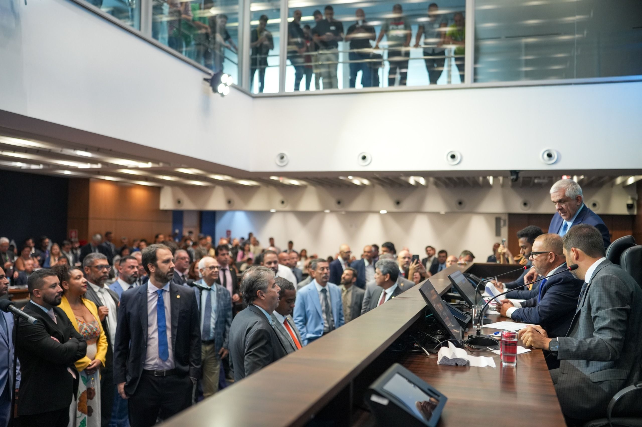 Alerj revoga prisão de Rodrigo Bacellar e envia decisão ao STF