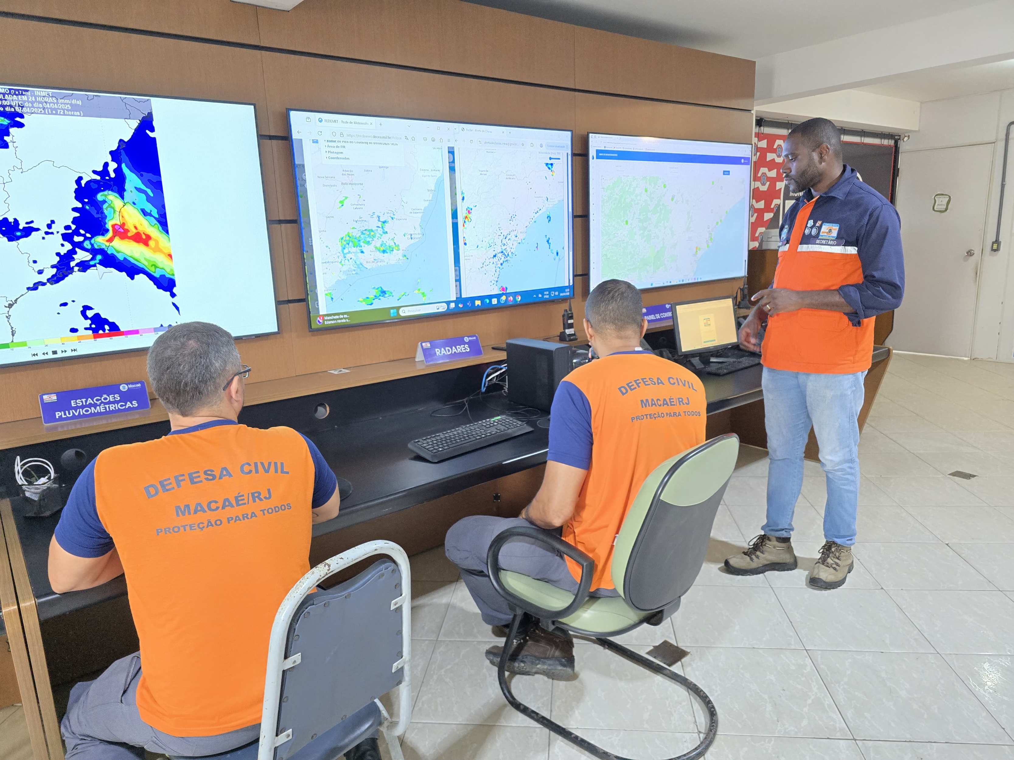 Defesa Civil emite alerta para ventos fortes de até 74 km/h até quinta-feira