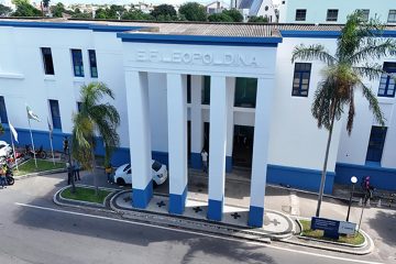 Educação de Campos convoca 260 profissionais para apresentar documentos