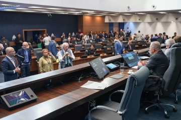 Novo Governador será eleito sem voto popular após aprovação em comissão da ALERJ