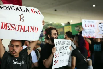 Pesquisa mostra que 73% dos brasileiros apoiam fim da escala 6×1