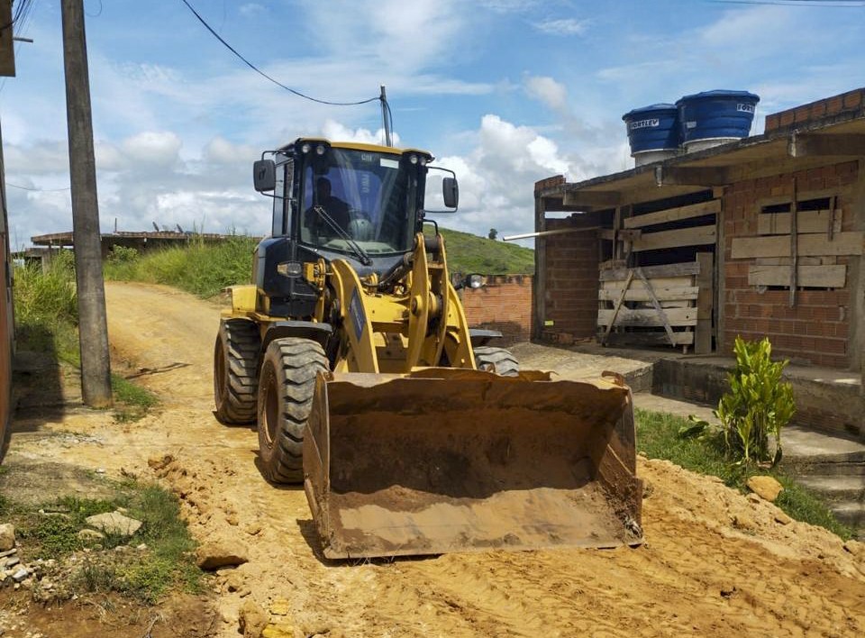 Chuvas afetaram 2,7 milhões no RJ e mobilizaram máquinas