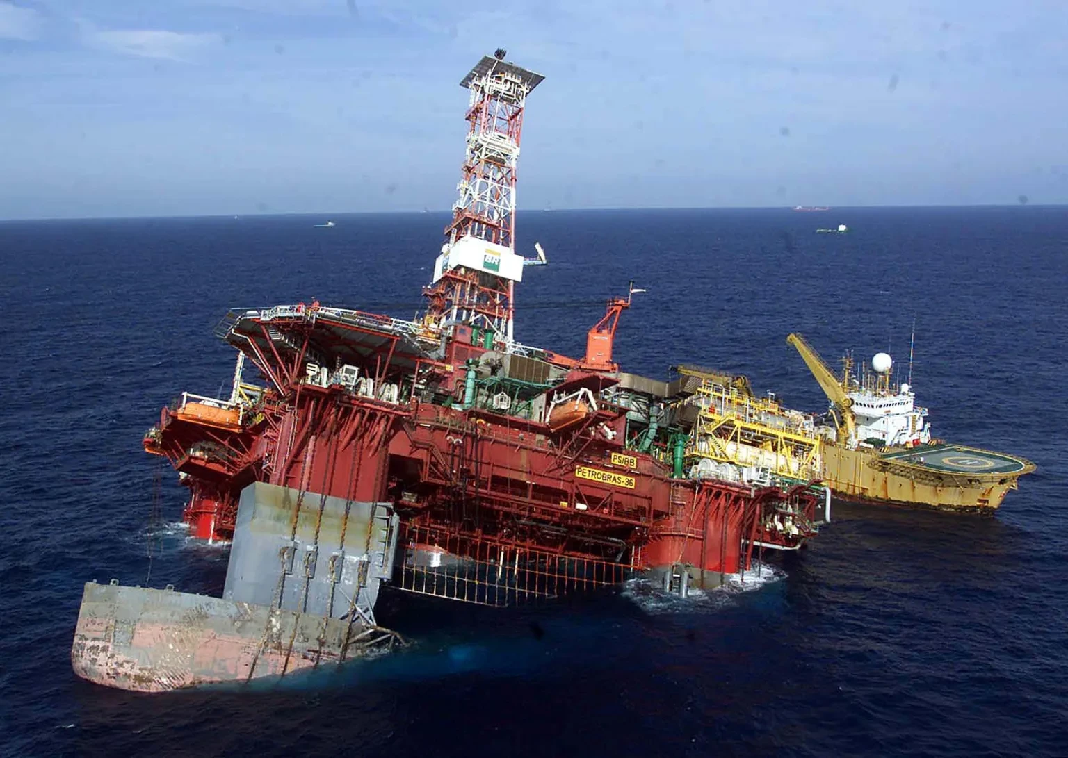 Exposição relembra tragédia da P-36 e debate segurança offshore