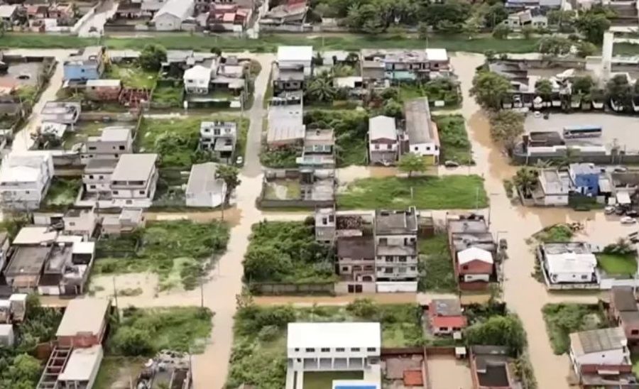 Moradores afetados pelas enchentes terão desconto na água em Rio das Ostras