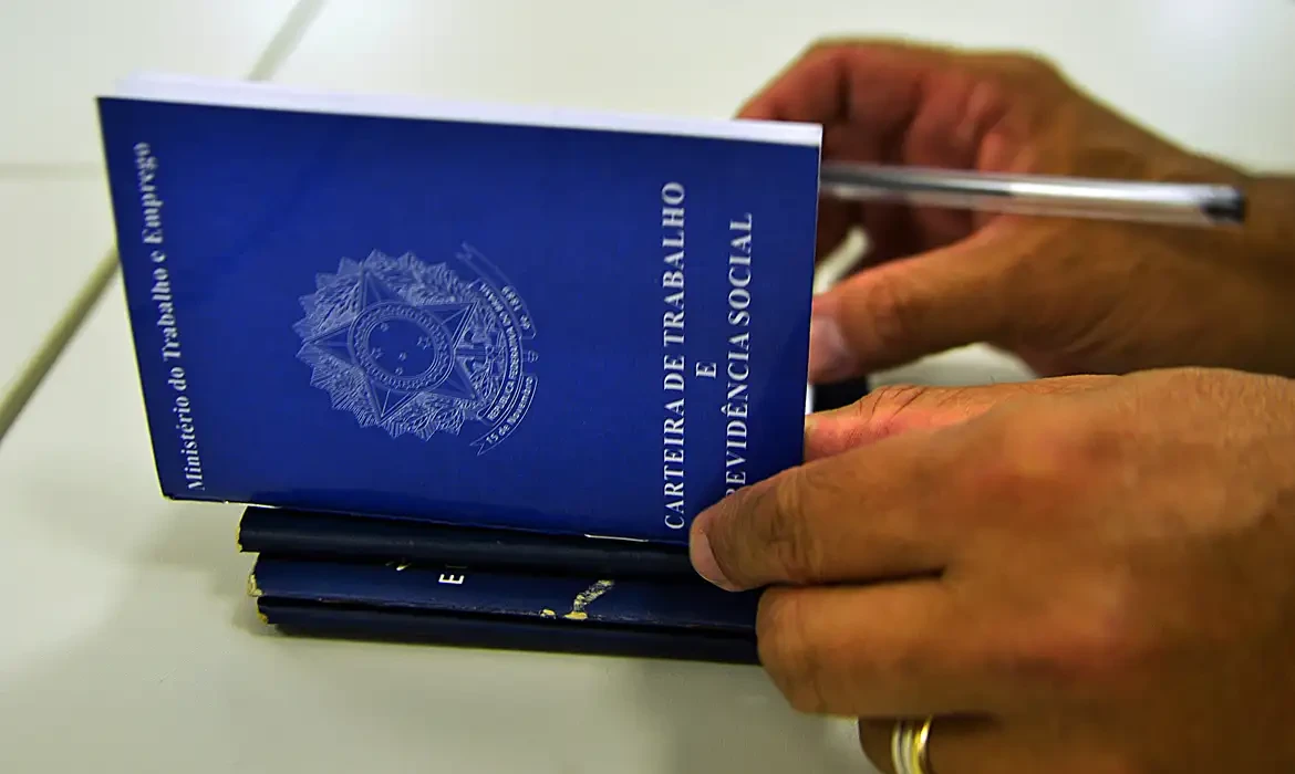 Região concentra mais de 1,6 mil vagas de emprego em cidades do interior
