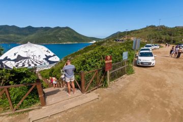 Arraial do Cabo proíbe carros e muda acesso ao Pontal do Atalaia