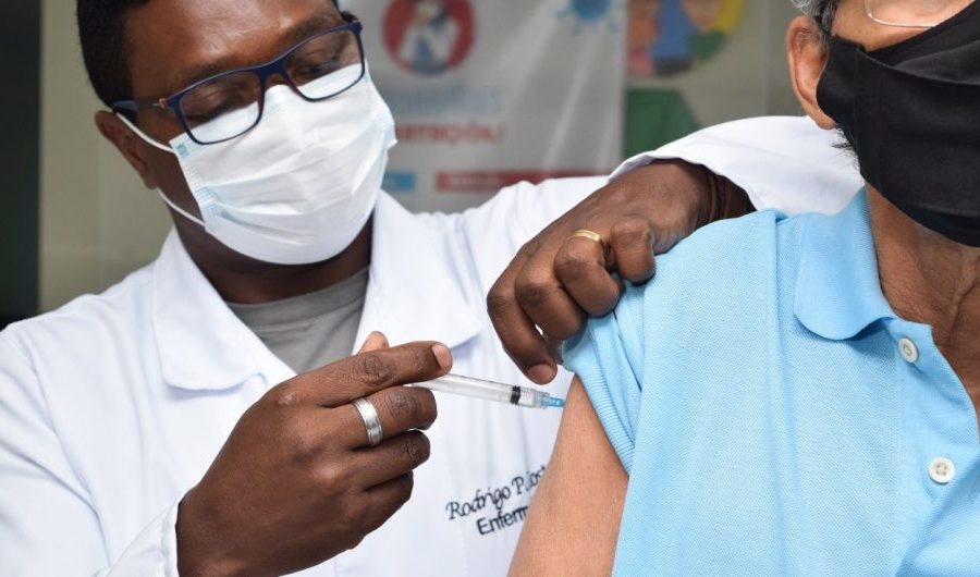 Petrópolis libera vacina da gripe para toda a população