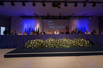 Câmara de Macaé homenageia 42 mulheres com Medalha Alba Corral