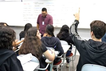 Cursos gratuitos de idiomas têm inscrições abertas em São Fidélis