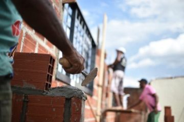 Famílias em Itapemirim recebem melhorias em casas com o “Reforma que Transforma”