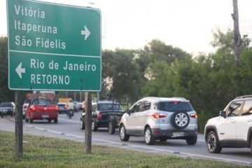 Feriado deve lotar a BR-101 com fluxo acima de 450 mil carros