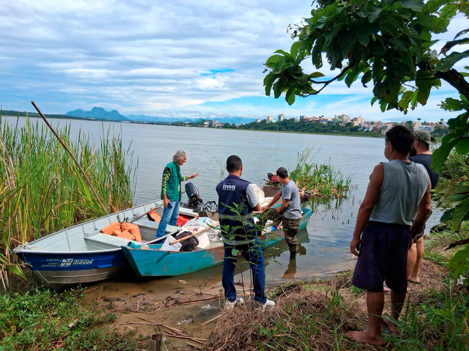Fiscalização combate pesca predatória na Lagoa de Imboassica, em Macaé