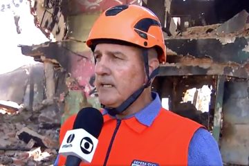 Imóvel desaba durante entrevista de TV em Campos