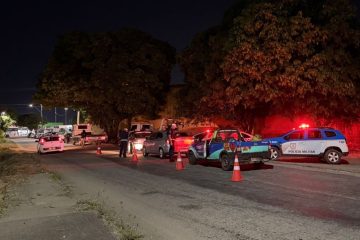 Operação retira mais de 200 veículos irregulares das ruas em Campos