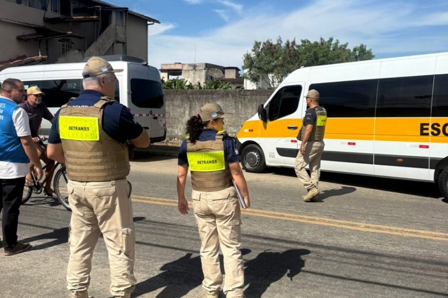 Guarapari registra flagrantes de transporte escolar clandestino em fiscalização