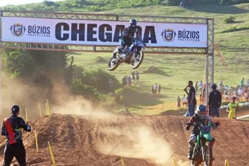Búzios recebe etapa estadual de motocross e supercross