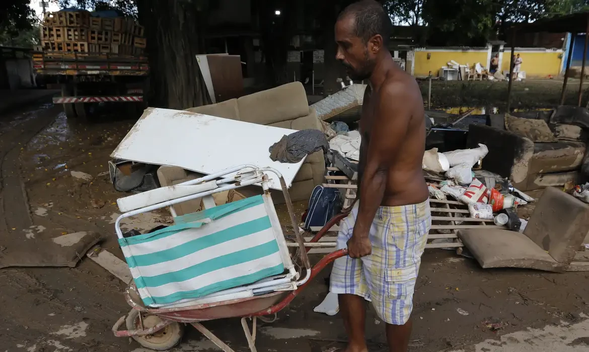 Chuvas no RJ: Estado libera R$ 30 milhões para 17 cidades afetadas