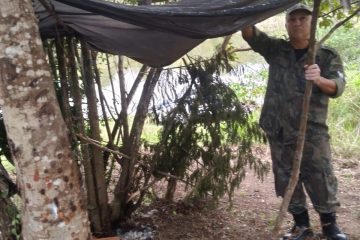 Guarda Ambiental remove acampamento irregular em área protegida de Macaé