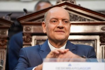 Ministro Luiz Fux mantém Ricardo Couto como Governador do RJ interinamente