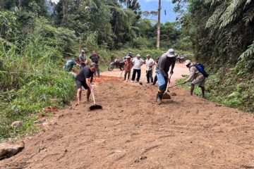 Moradores de área ambiental em Nova Friburgo se mobilizam para recuperar estrada