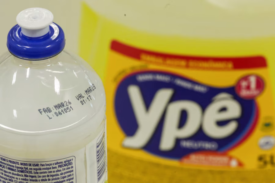 Anvisa mantém restrição a lotes da Ypê e libera produtos fabricados após março