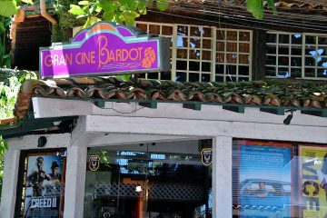 Búzios celebra memória oral com exibição gratuita de filmes no Cine Bardot