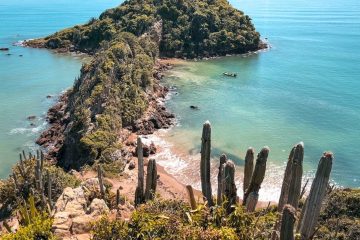 Búzios mantém interditado acesso à Praia do Pai Vitório para obras