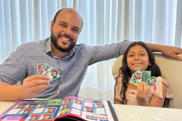 Álbum da Copa Mundo fortalece laços entre pai e filha