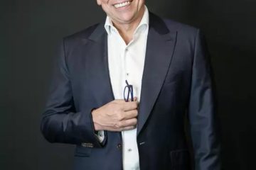 Leandro Karnal é destaque em congresso educacional em Saquarema