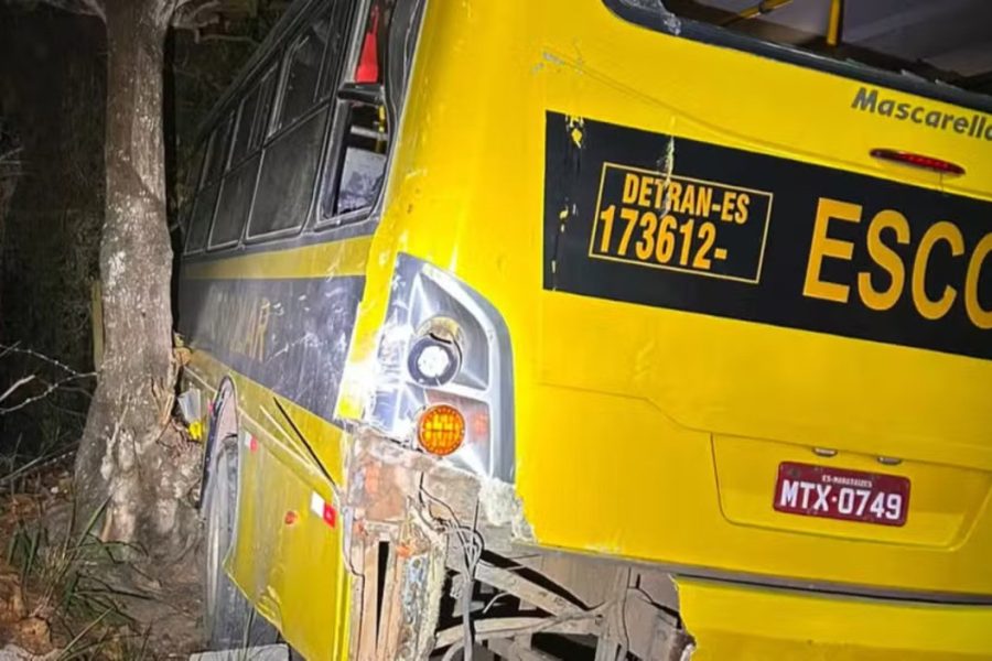 Marataízes registra dois acidentes com veículos do transporte escolar no mesmo dia