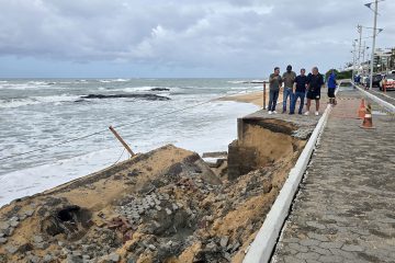 Prefeitura de Macaé inicia ação para conter avanço do mar na Praia Campista