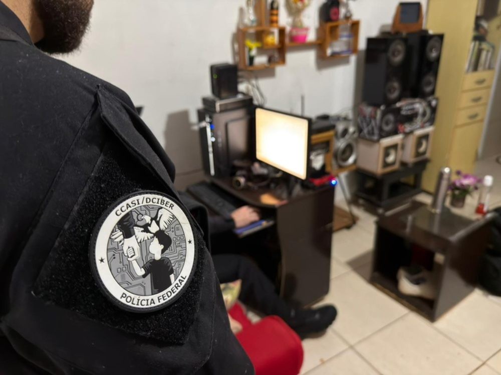 Professor é preso por armazenar material de abuso infantil em Cachoeiro de Itapemirim