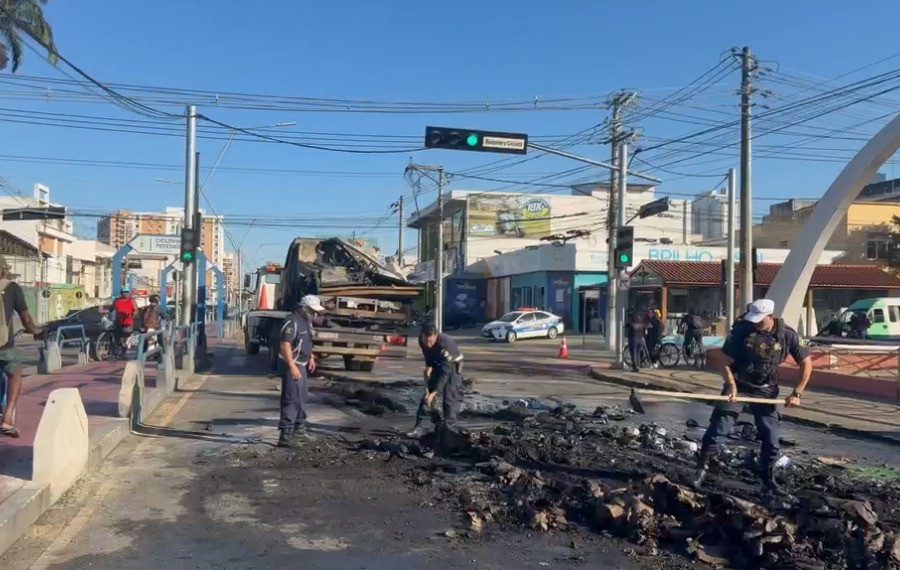 Acidente em Campos provoca congestionamento e complica trânsito