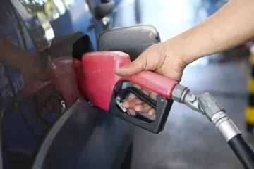 ANP lança aplicativo que avalia postos de combustíveis e permite denúncias