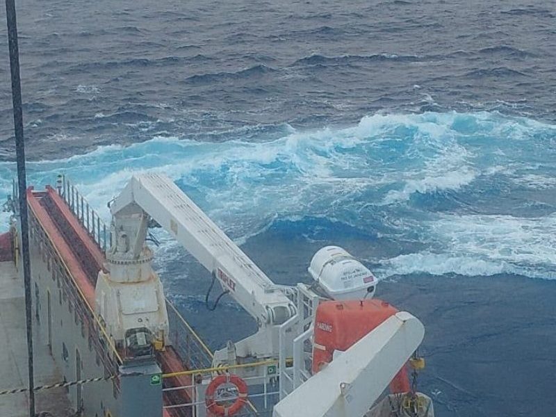Áudio revela pedido de socorro durante incêndio em navio de apoio na Bacia de Campos