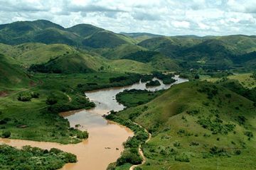 Governo do RJ autoriza captação de água no Rio Paraíba do Sul para socorrer São Paulo
