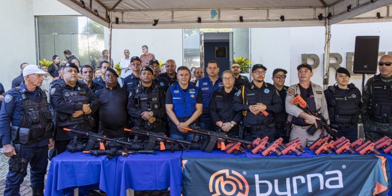 Guarda Municipal de Cabo Frio recebe armas de menor potencial ofensivo
