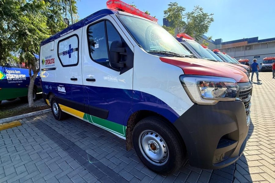 Itaperuna recebe quatro novas ambulâncias do Governo Federal