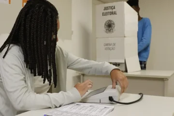 Justiça Eleitoral começa a convocar mesários para as eleições de outubro