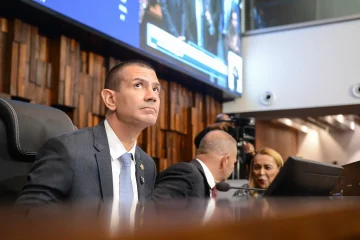 Justiça Eleitoral mantém proibição de circulação de revista de Douglas Ruas